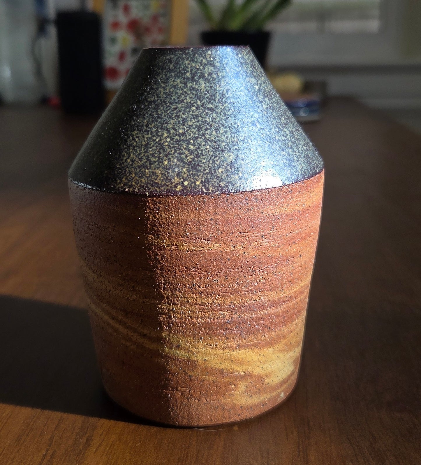 Bud Vase (Ancient Sandstorm)